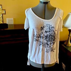 Jessica Simpson cold shoulder top